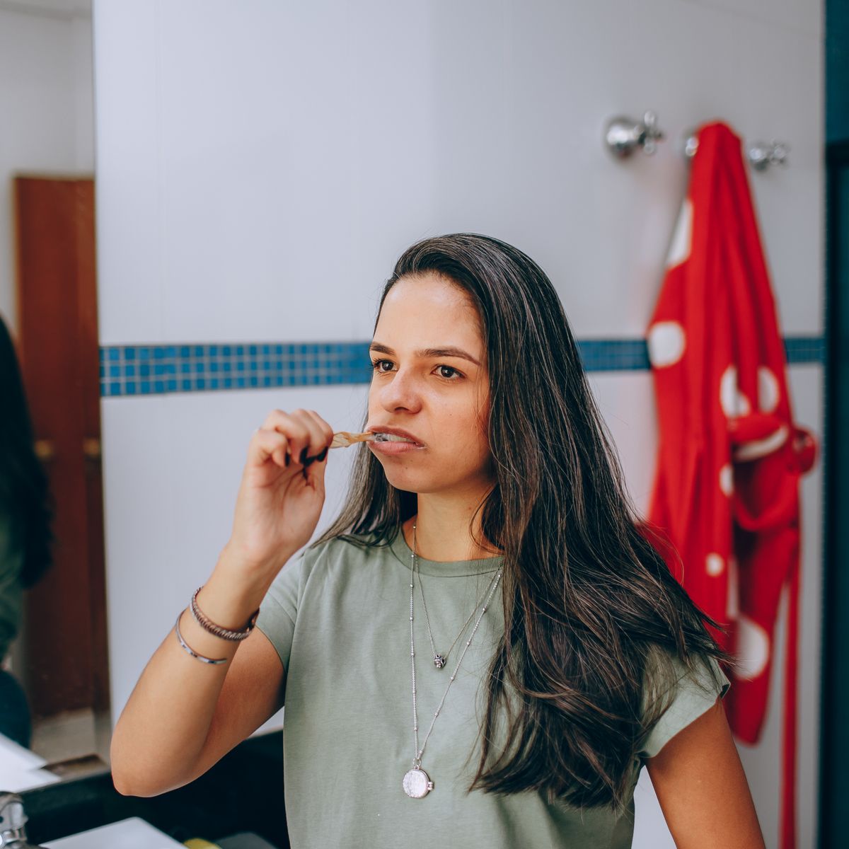 दांतों की रोज़ाना देखभाल - Oraly daily oral care